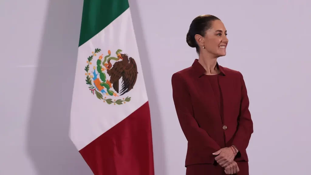 Sheinbaum Anuncia Nuevo Régimen Fiscal para Pemex: Derecho Petrolero | Sheinbaum Announces New Pemex Fiscal Regime