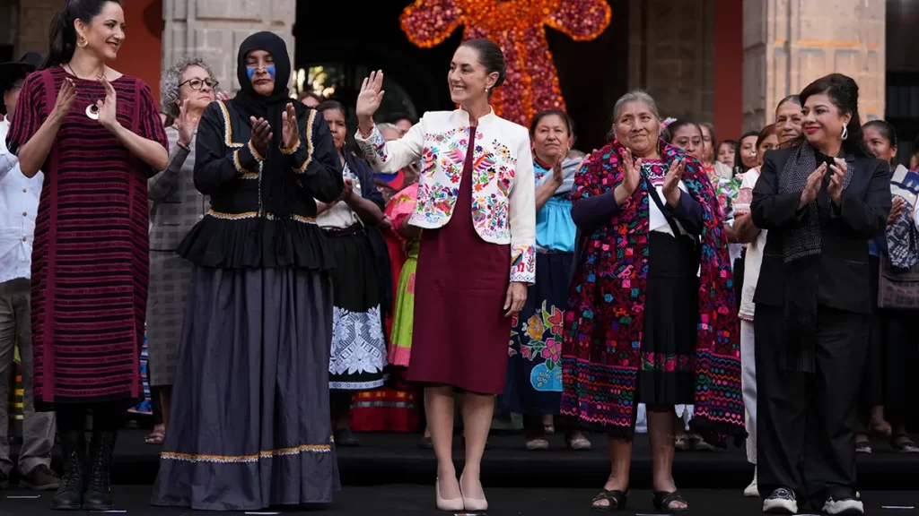 Sheinbaum Anuncia Planes de Justicia para Mujeres Artesanas | Sheinbaum Announces Justice Plans for Artisan Women